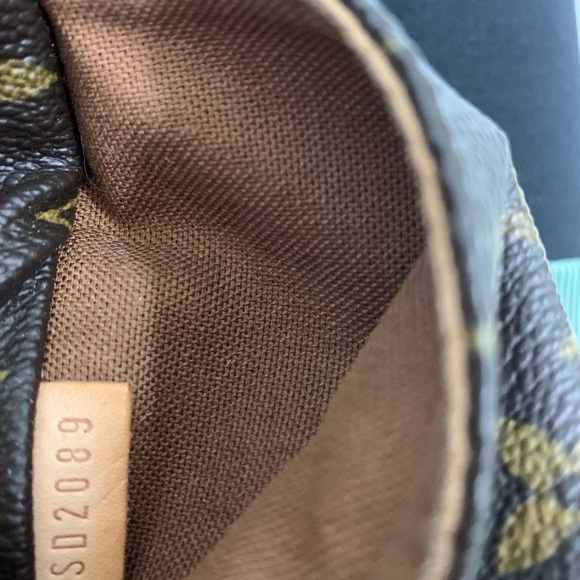 Louis Vuitton Totally PM Tote - Picture 13 of 15